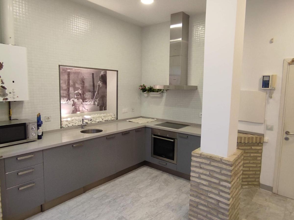 Apartamento Un Jardin En La Alfalfa - Kainga Homes セビリア エクステリア 写真