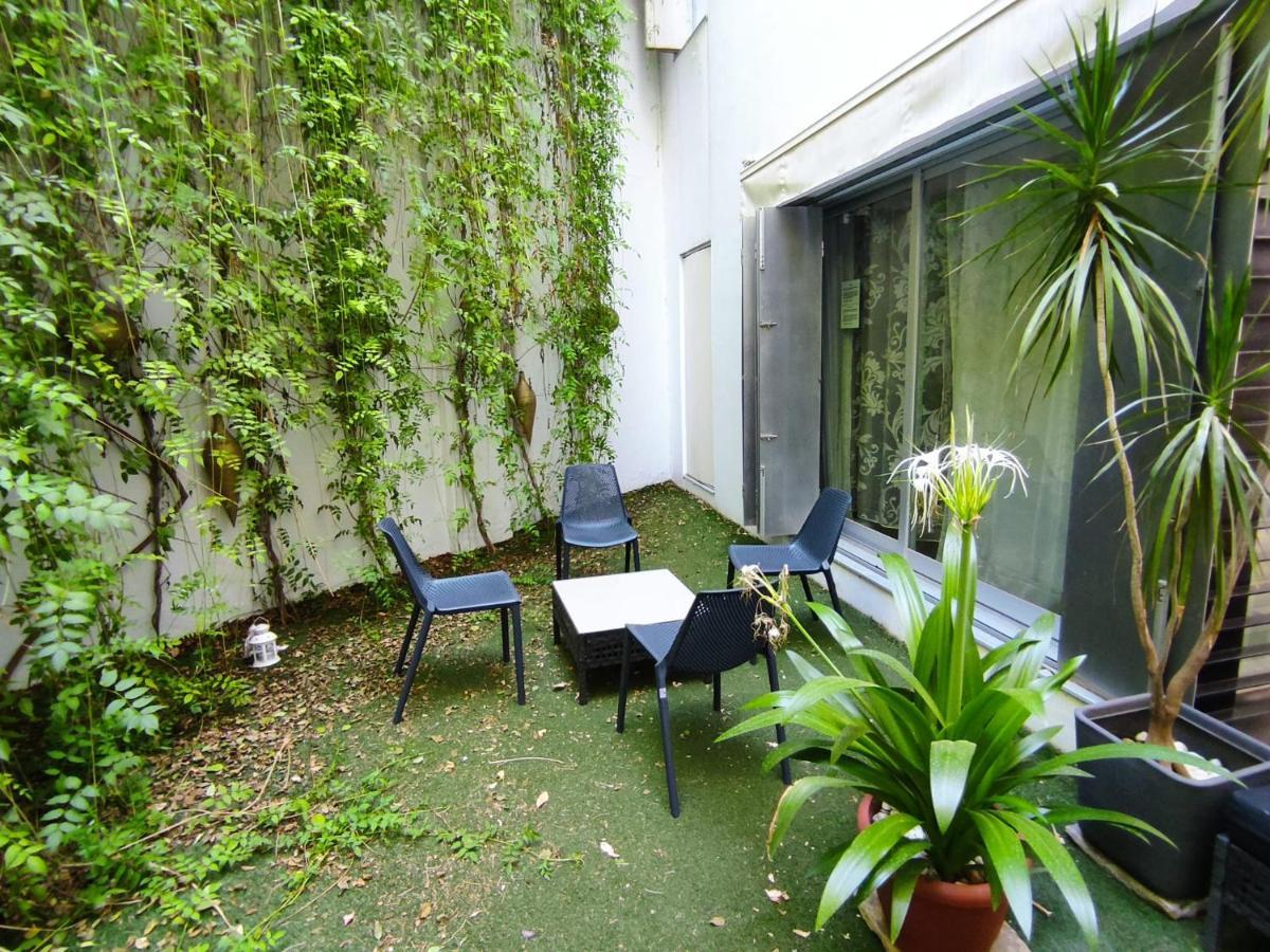 Apartamento Un Jardin En La Alfalfa - Kainga Homes セビリア エクステリア 写真